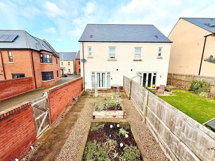 2 Bedroom Semi-Detached House For Sale In Dart Avenue, Topsham, Exeter, EX2