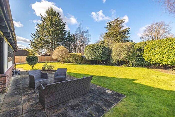 4 Bedroom Detached House For Sale In Grays Park Road, Stoke Poges, SL2