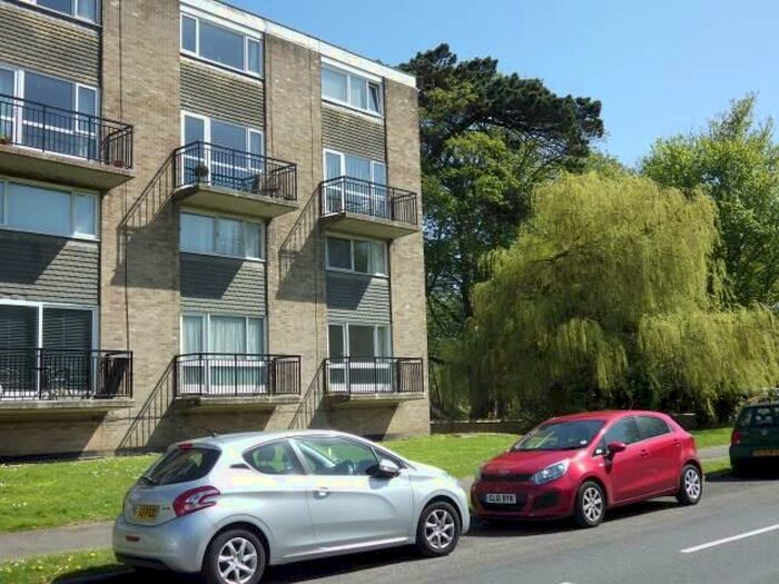 2 Bedroom Maisonette To Rent In Enbrook Road, Folkestone, CT20