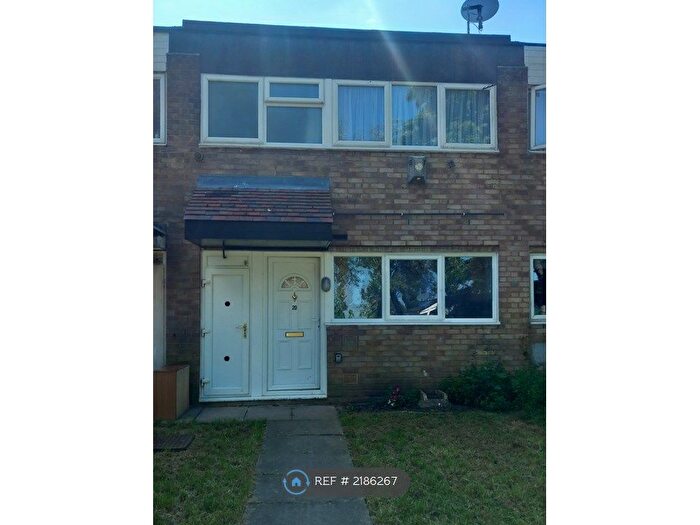 3 Bedroom Terraced House To Rent In Fern Grove, Bletchley, Milton Keynes, MK2