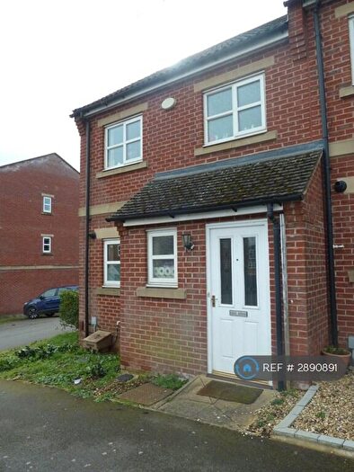 3 Bedroom End Of Terrace House To Rent In Braunston Close, Northampton, NN4