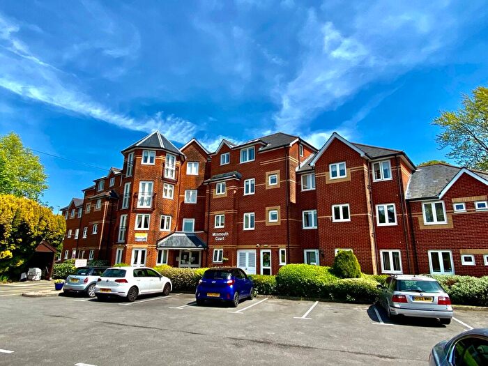 1 Bedroom Flat For Sale In Bassaleg Road, Newport, NP20