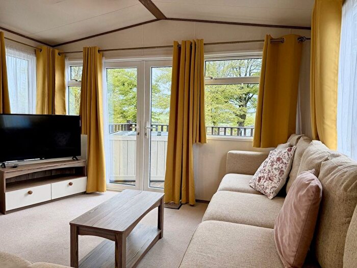 2 Bedroom Park Home For Sale In Camelford, PL32
