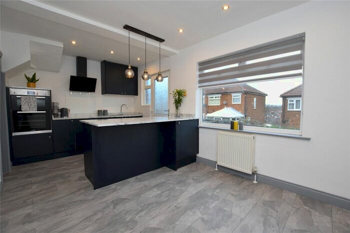 3 Bedroom Terraced House To Rent In Aston Place, Bramley, Leeds LS13