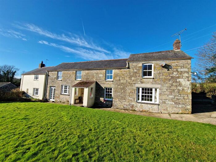 5 Bedroom Farm House To Rent In Coombe, St. Austell, PL26