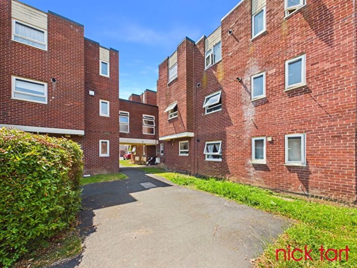 2 Bedroom Flat To Rent In Beaconsfield, Telford, TF3