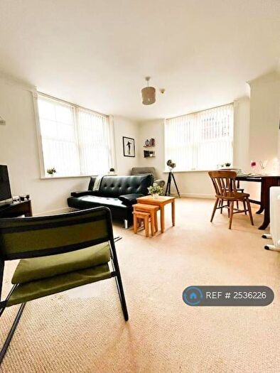 1 Bedroom Flat To Rent In Dagger Lane, Hull, HU1