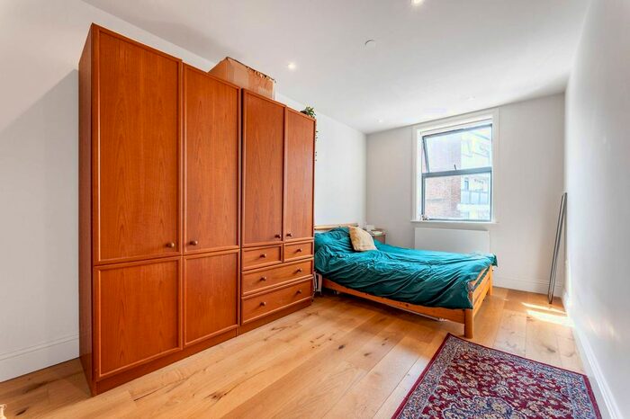 1 Bedroom Flat To Rent In Gateway, Vauxhall, London, SE17