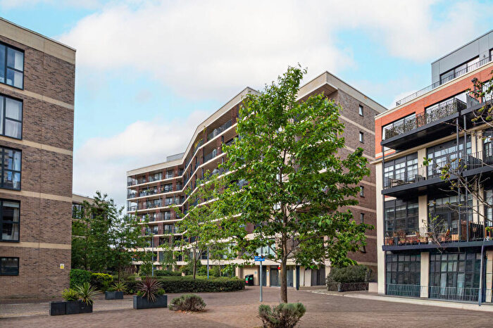 2 Bedroom Flat For Sale In Scena Way, Camberwell, London, SE5