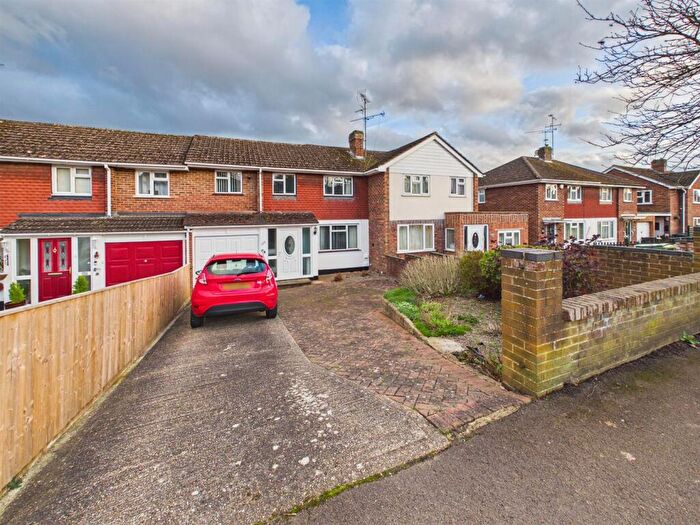 3 Bedroom Terraced House For Sale In Fairford Road, Tilehurst, Reading, RG31