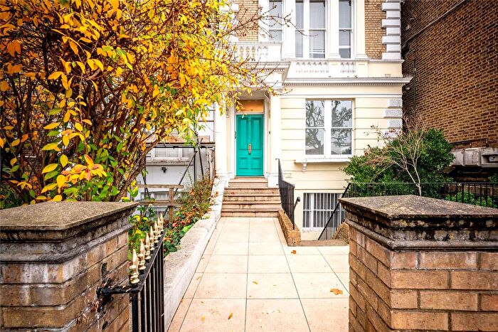 2 Bedroom Flat To Rent In Cambridge Gardens, London, W10