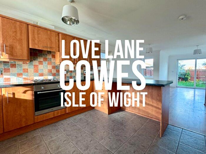 3 Bedroom Semi-Detached House To Rent In Love Lane, Cowes, PO31