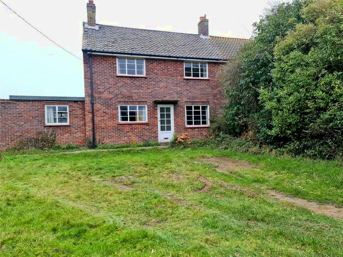 Semi-Detached House For Sale In Cromer Road, Trimingham, Norwich, Norfolk, NR11