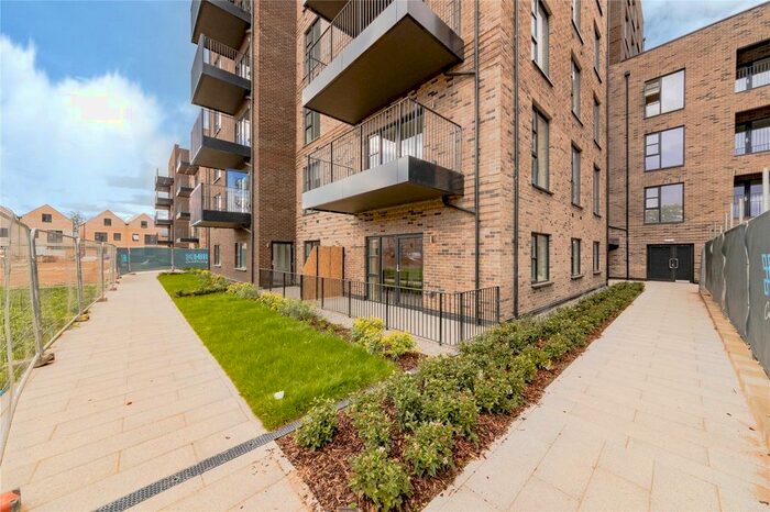 1 Bedroom Flat To Rent In Clara Rackham Street, Cambridge, Cambridgeshire, CB1