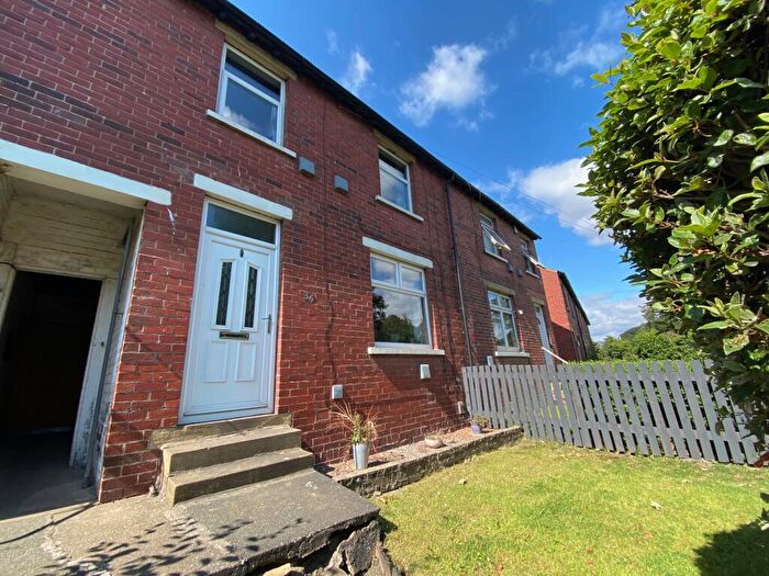 3 Bedroom Terraced House For Sale In Penistone Road, Waterloo, Huddersfield, HD5