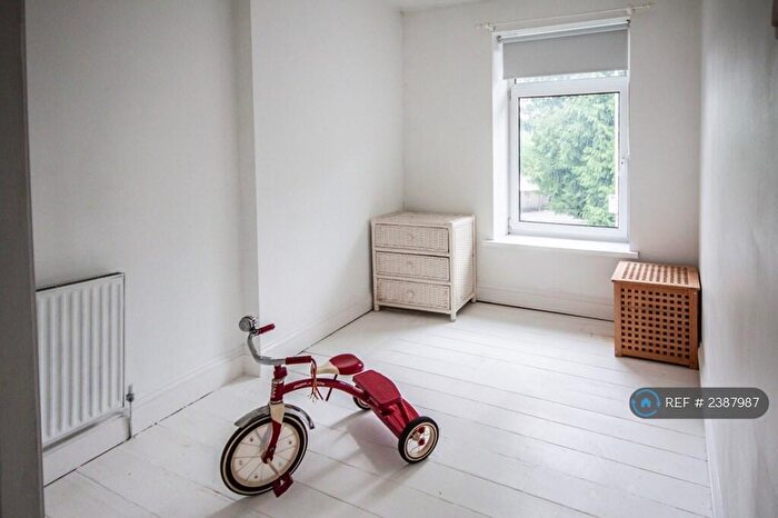 4 Bedroom Terraced House To Rent In Woodland Terrace, Maesycoed, Pontypridd, CF37