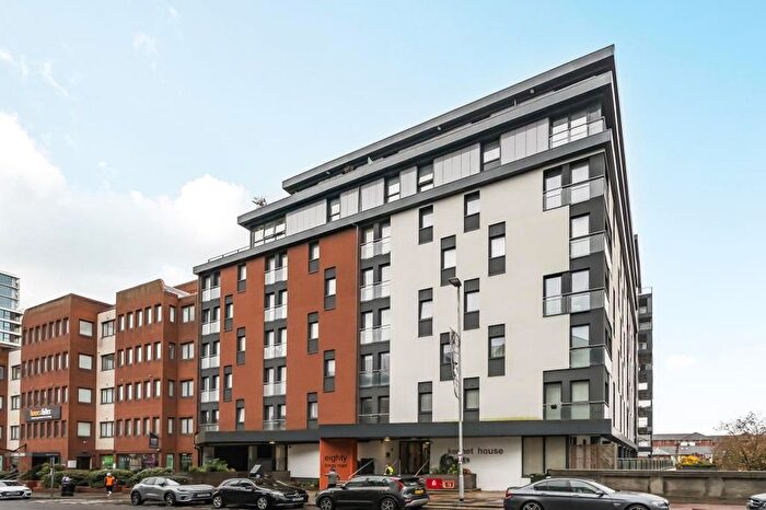 1 Bedroom Flat To Rent In Kennet House, Kings Road, RG1