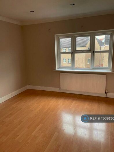 2 Bedroom Flat To Rent In Old Court Place, March, PE15