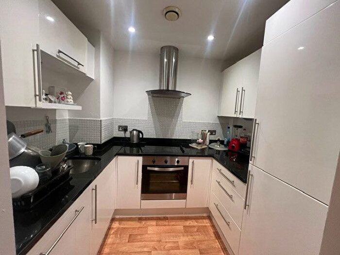 1 Bedroom Flat To Rent In Icon Buildings, Ilford Hill, Ilford, IG1