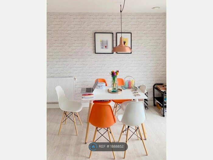 1 Bedroom Flat To Rent In Adenmore Road, London, SE6