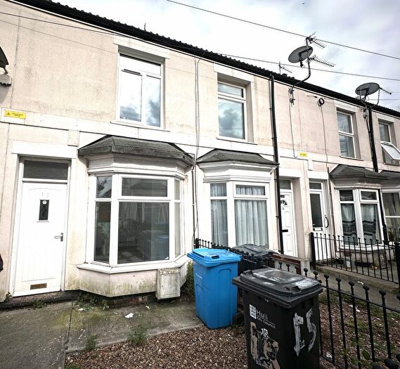 2 Bedroom Terraced House To Rent In Avenue Crescent, Albemarle Street, Hull, HU3