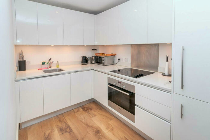 1 Bedroom Flat To Rent In Major Draper Street, London, SE18