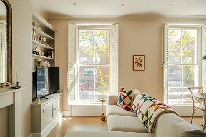 2 Bedroom Apartment For Sale In King's Road, Chelsea, SW10