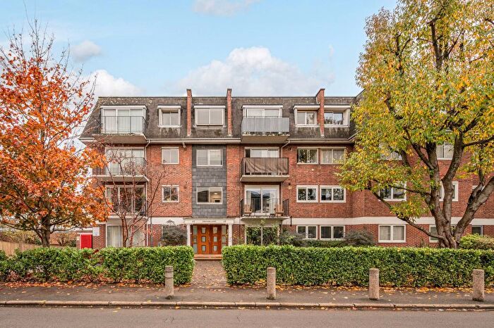 Studio To Rent In Stretford Court, Worple Road, Wimbledon, London, SW19