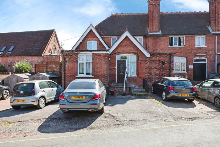 3 Bedroom Flat For Sale In High Street, Hawkhurst, Cranbrook, Kent, TN18