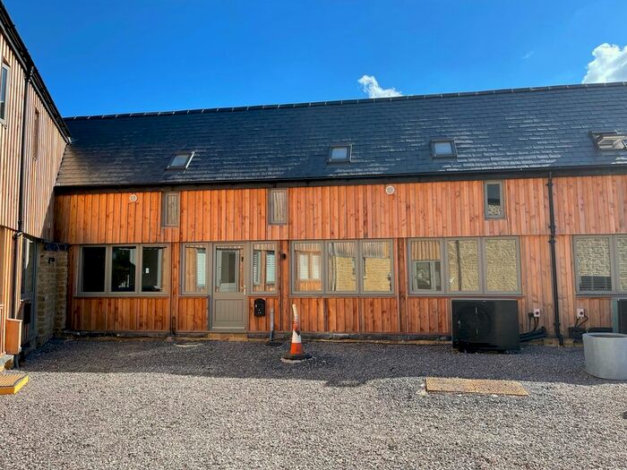3 Bedroom Barn Conversion To Rent In Yeabridge Court, Yeabridge, South Petherton, TA13