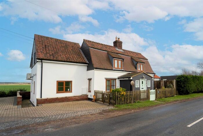 4 Bedroom Detached House For Sale In Bradley Road, Burrough Green, Newmarket, CB8