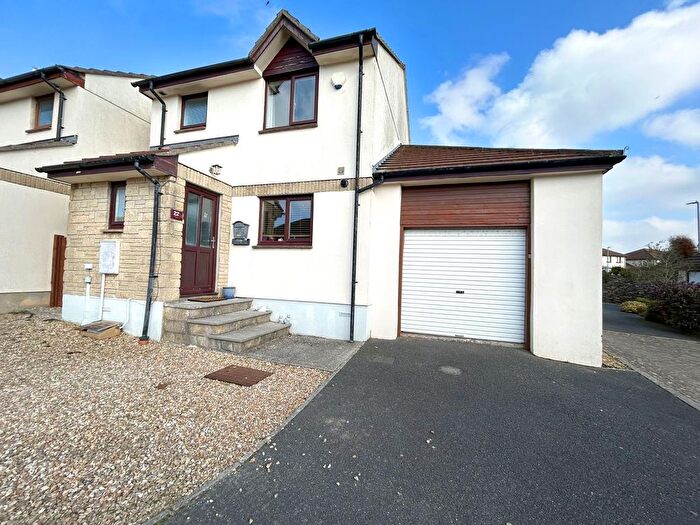 4 Bedroom Detached House For Sale In Parc Holland, Helston, TR13