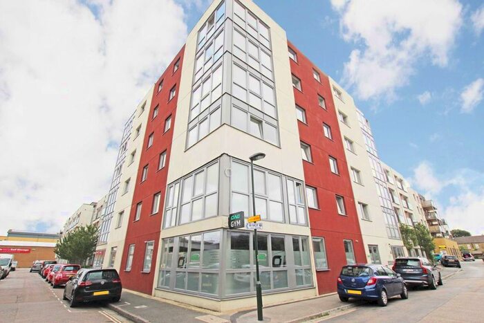 1 Bedroom Flat To Rent In Orchard Road, Richmond, TW9