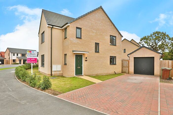 3 Bedroom Detached House For Sale In Briggs Mead, Wymondham, NR18