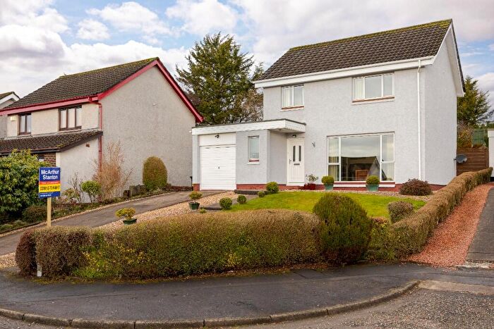 3 Bedroom Detached House For Sale In Lamlash Place, Helensburgh, Argyll And Bute, G84