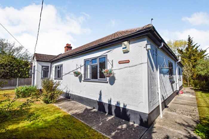4 Bedroom Semi-Detached Bungalow For Sale In Goat House Lane, Hazeleigh, CM3