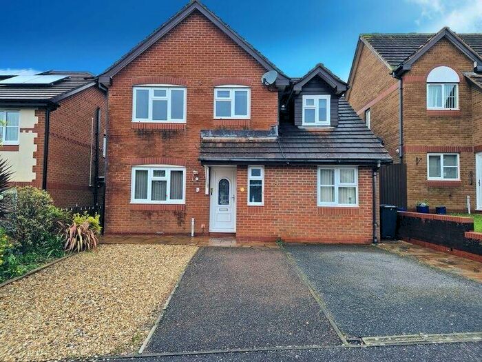 4 Bedroom Detached House For Sale In Port Mer Close, Exmouth, EX8