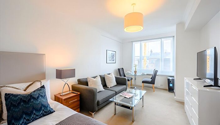 Studio To Rent In Hill Street, Mayfair, W1J