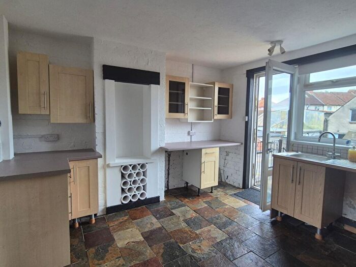 1 Bedroom Flat For Sale In Top Flat, Filton Avenue, Horfield, Bristol, BS7