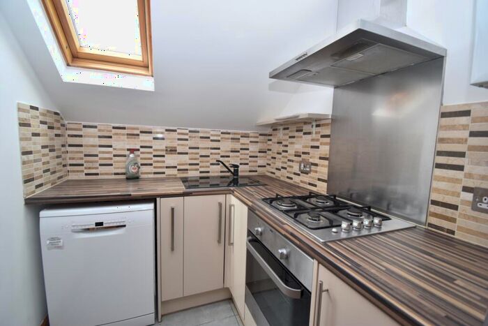 1 Bedroom Flat To Rent In Perry Hill, SE6