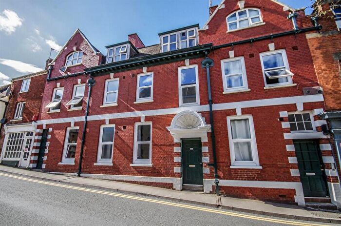 1 Bedroom Flat To Rent In Long Street, Dursley, GL11