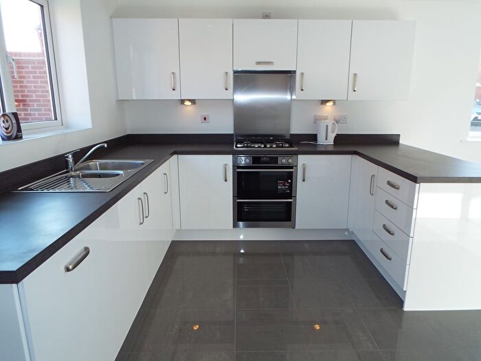 4 Bedroom Detached House To Rent In Barnaby Road, Rugby, CV21