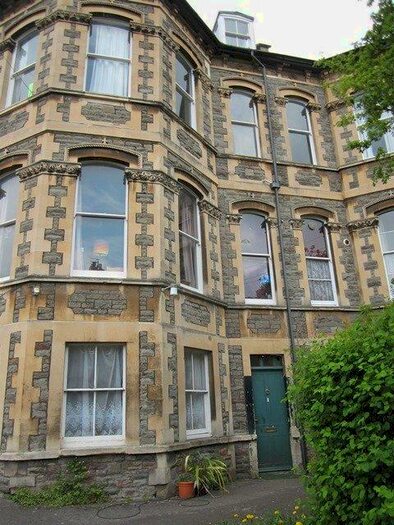 2 Bedroom Flat To Rent In Elmgrove Road Top, BS6