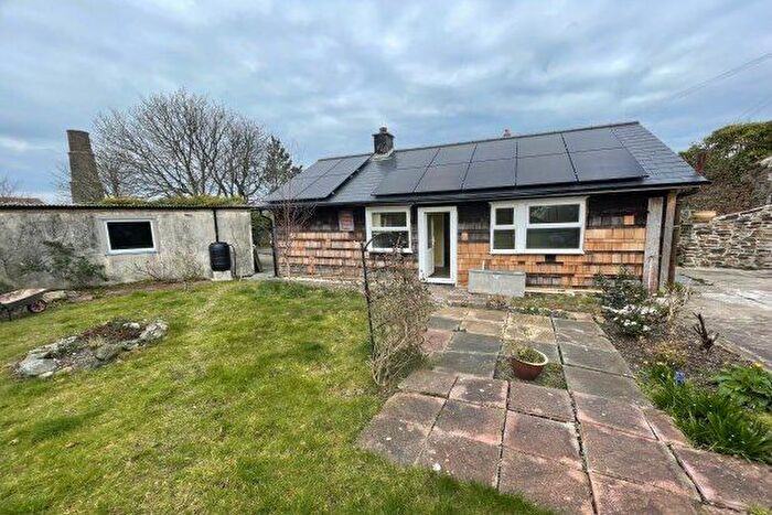 2 Bedroom Bungalow To Rent In Wesley Street, Redruth, TR15