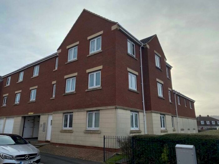 2 Bedroom Flat To Rent In Ankatel Close, Weston-super-Mare, North Somerset, BS23
