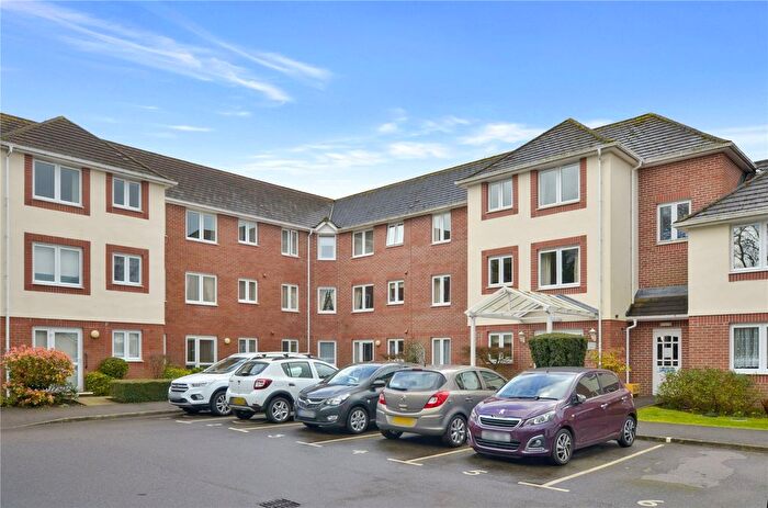 1 Bedroom Flat For Sale In Moorland Court, Station Road, West Moors, Ferndown, BH22