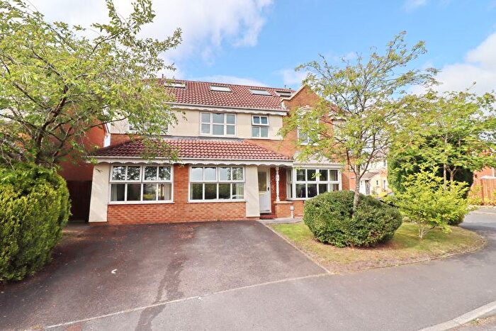 5 Bedroom Detached House For Sale In Greylag Crescent, Worsley, Manchester, M28