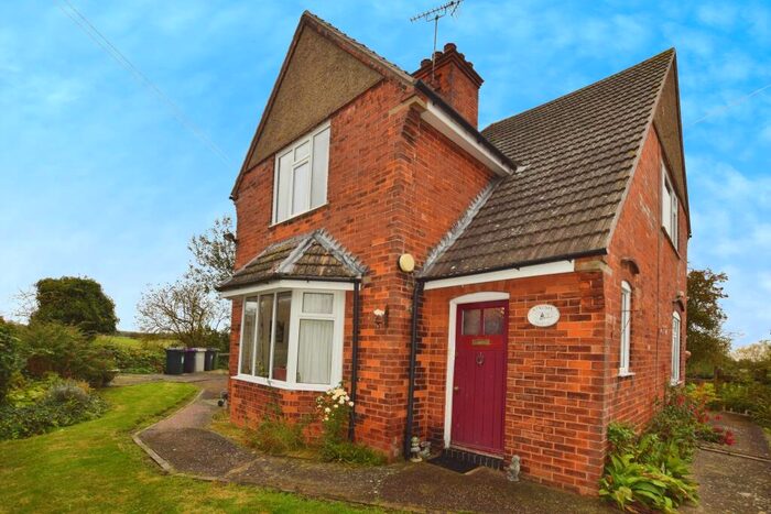 3 Bedroom Detached House For Sale In Thorpe Culvert, Skegness, PE24