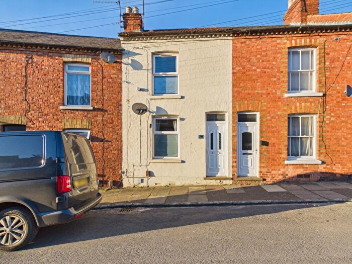 2 Bedroom Terraced House For Sale In Lower Adelaide Street, Northampton, NN2