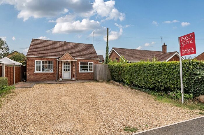 3 Bedroom Detached Bungalow For Sale In New Street, Heckington, NG34